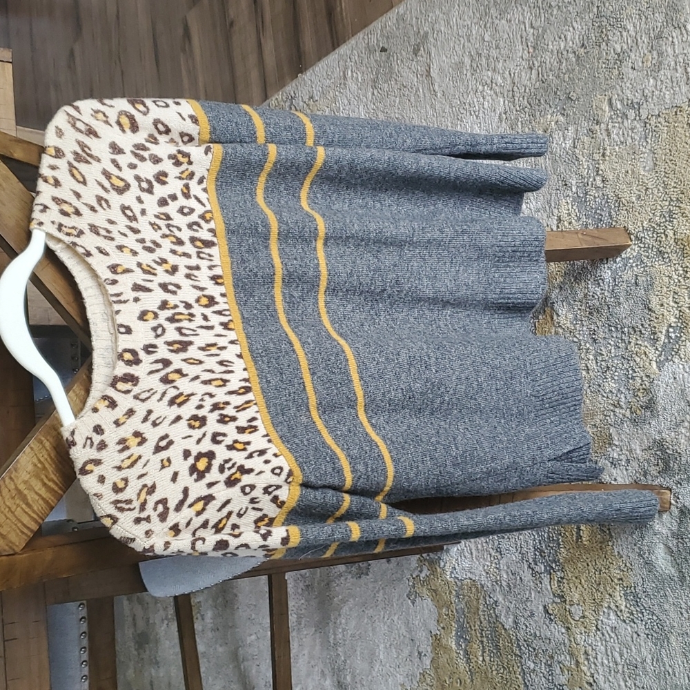 Leopard Sweater size medium